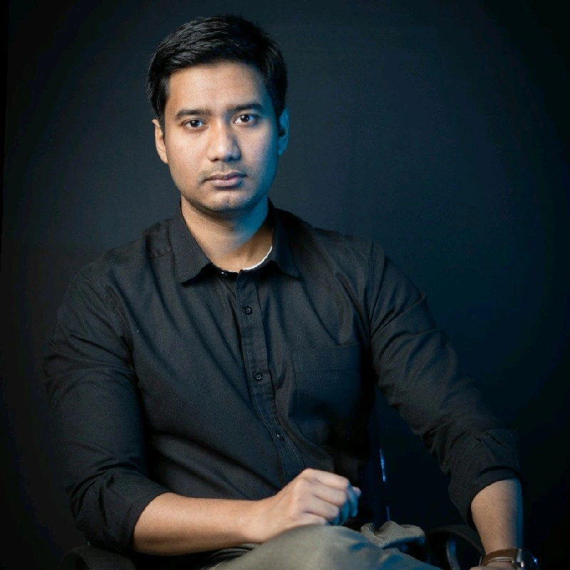 Tanvir Ahmed headshot
